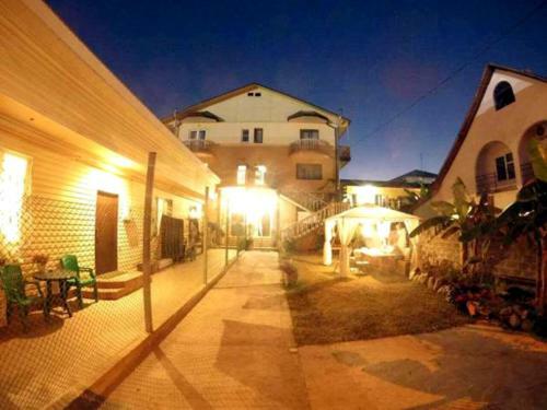 Hostal Diogrina Guest House