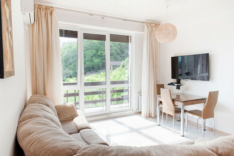 Oplot Hotel