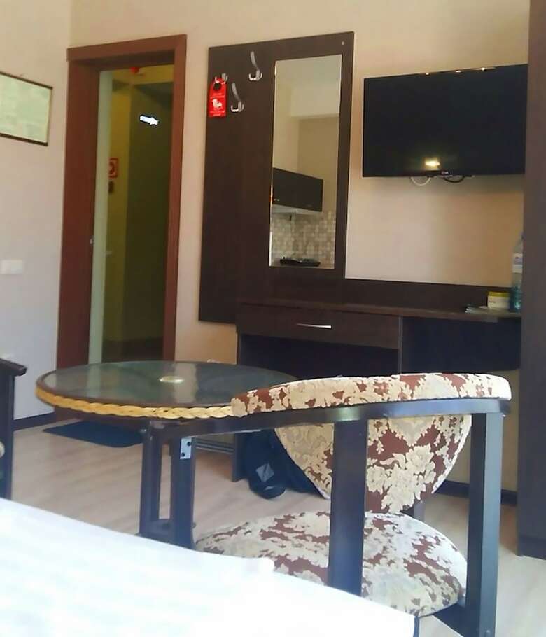 Oplot Hotel
