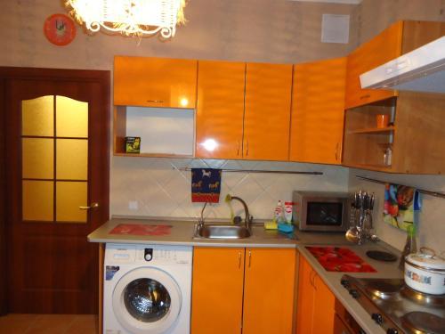 Apartment Aviakonstruktorov 2