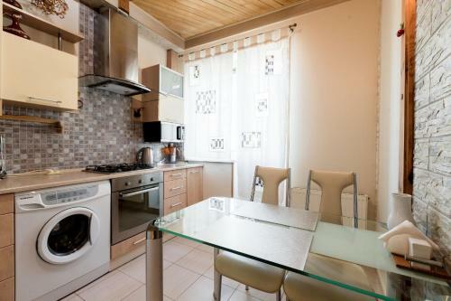 Apartament At Serpuhovskaya 35a