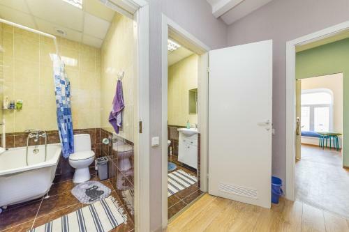 Hostel Whose Suitcase