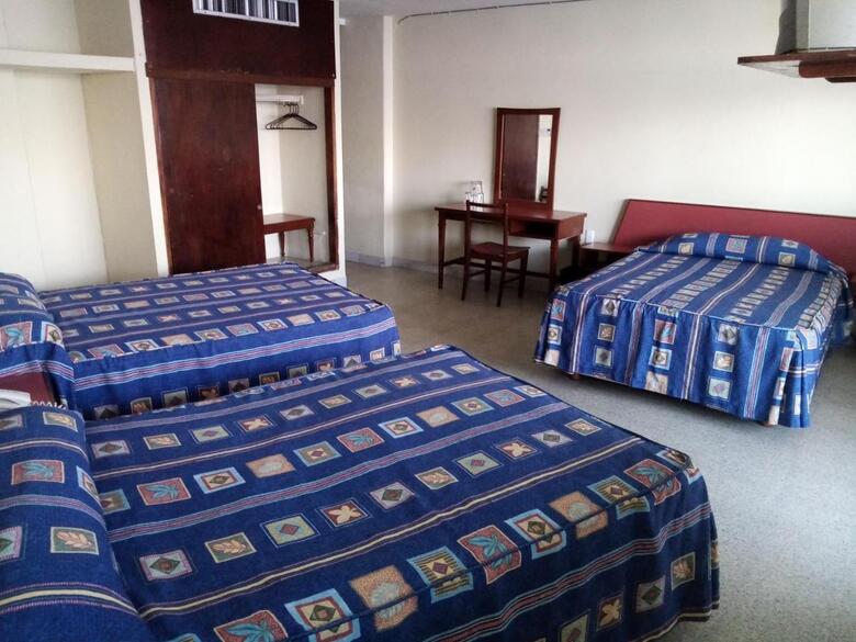 Hotel Royalty