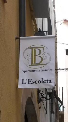 Edificio De Apartamentos L'escoleta