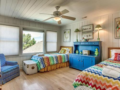 #2000 Arthur/oxner Holiday Home