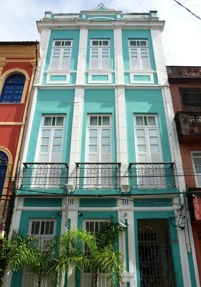 Hotel Aram Yami