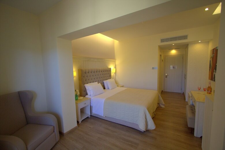 Art Hotel Debono