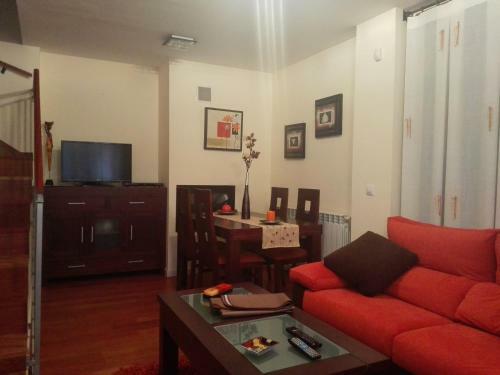 Apartamentos Valle De Tena - Las Margas Golf