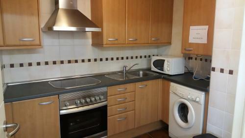 Apartamentos Valle De Tena - Las Margas Golf