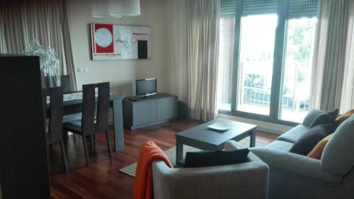 Apartamentos Valle De Tena - Las Margas Golf
