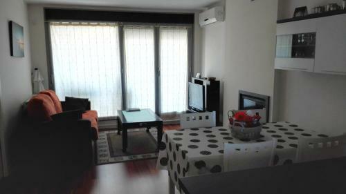 Apartamentos Valle De Tena - Las Margas Golf