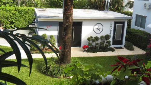 Beach Ridge Apartment