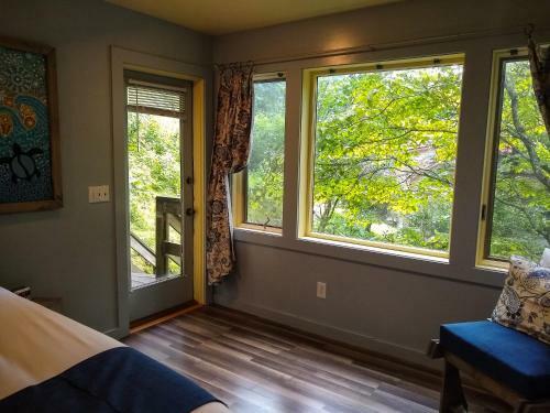 Bed & Breakfast Red Leaf River Inn