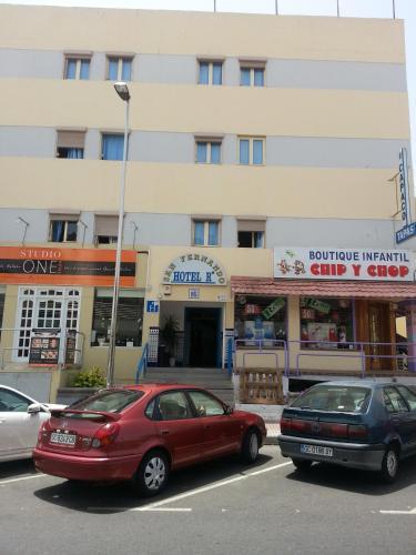 Hostal Casa De Hu�spedes San Fernando