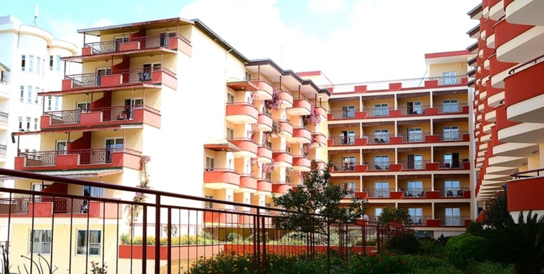 Hotel Holiday Park Resort