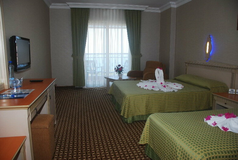 Hotel Holiday Park Resort