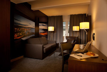 Hotel First Victoria
