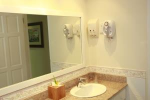 Hotel Bougainvillea Beach Resort