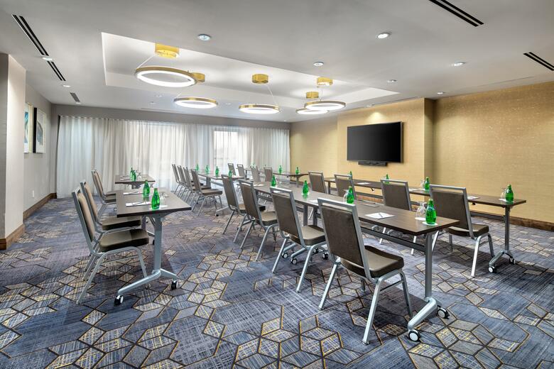 Hotel Crowne Plaza Toronto Airport