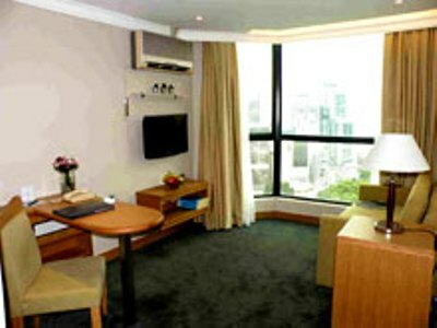 Hotel Bishop Lei International