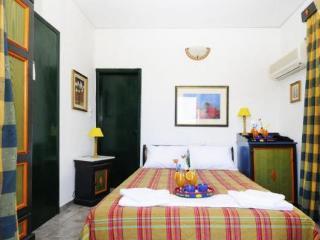 Hotel Yianna