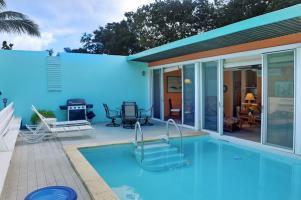 Hotel Pavillons And Pools