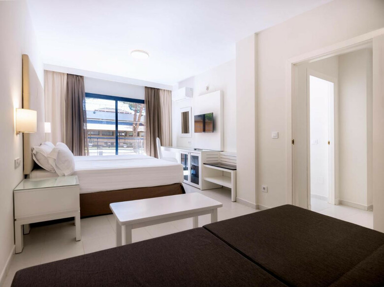 Aparthotel Sol Sancti Petri Apartamentos