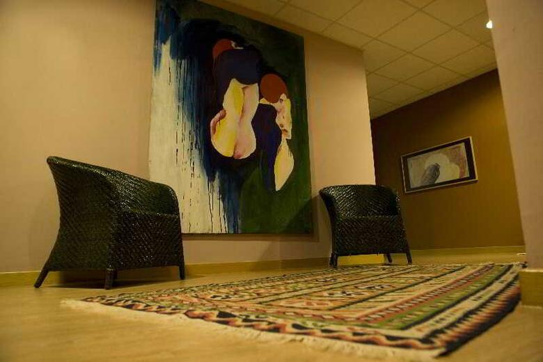 Hotel Monta�es