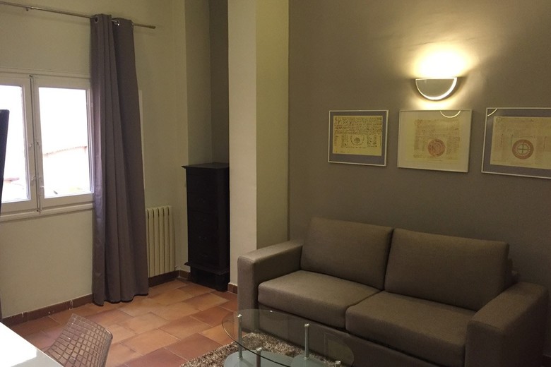 Hotel Leonor De Aquitania