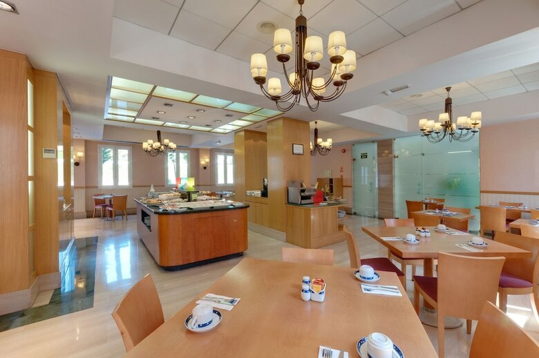 Hotel Sercotel Alcal� 611