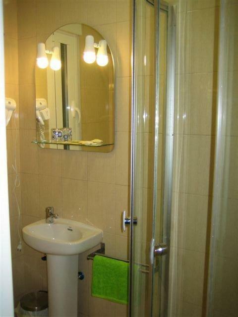 Hostal Gay Pizarro