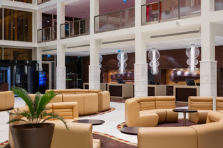 Radisson Blu Hotel And Convention Center