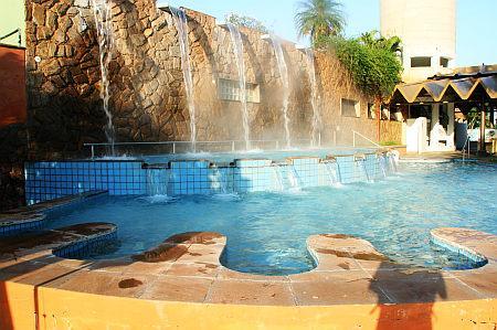 Hotel Blue Tree Park Lins