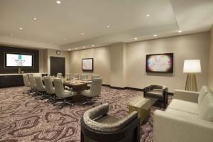 Hotel Embassy Suites By Hilton Minneapolis Downtown
