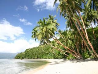 Hotel Dolphin Bay Divers Retreat