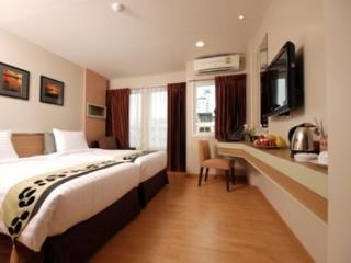 Hotel Bangkok Loft Inn