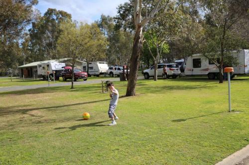 Deniliquin Riverside Caravan Park