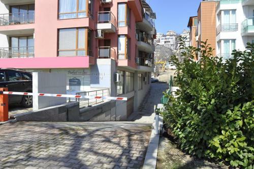 Black Sea Br??ze Apartment