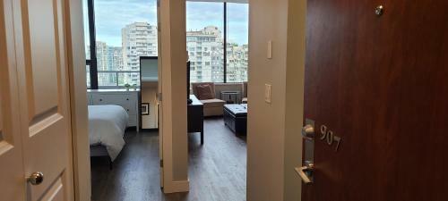 Howe Street Apartment With Views