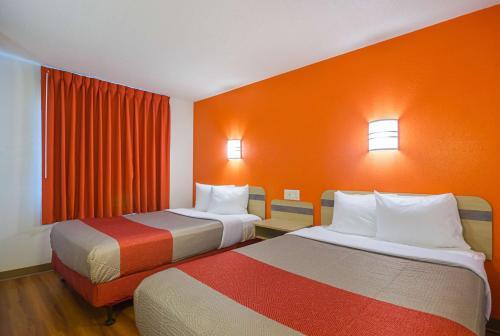 Hotel Motel 6 - Toronto East - Whitby