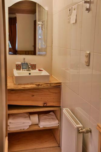 Hotel Y Caba�as Borde Andino