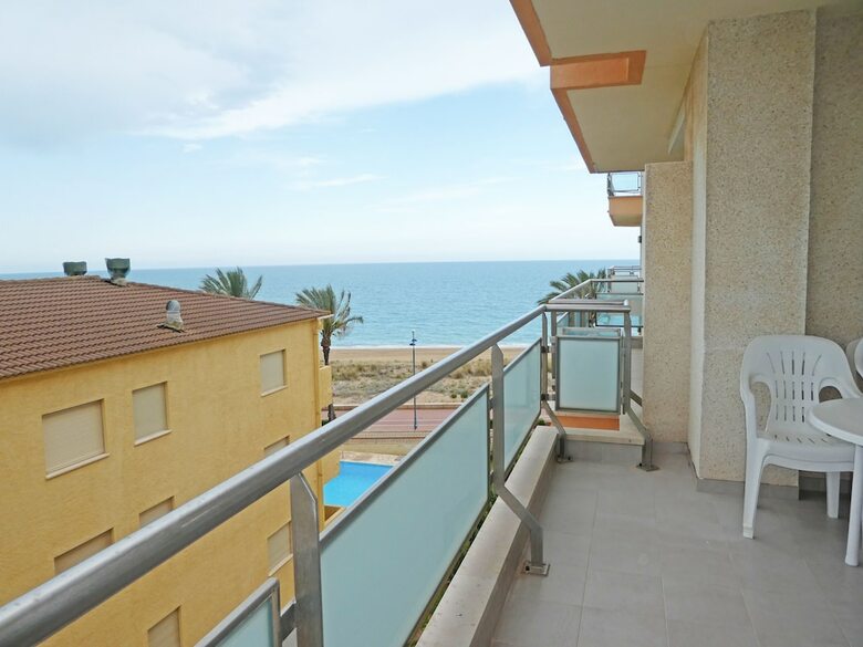 Apartamentos Surfing 3000
