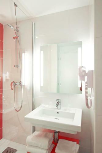 Hotel Ibis Styles Toulouse Lab�ge
