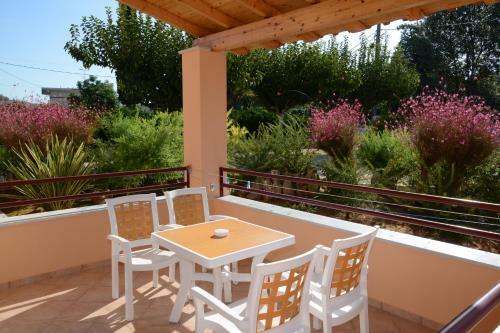 Apartamento Maria's Filoxenia Suites