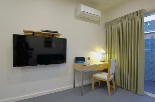 Aparthotel The Buckingham Serviced Apartment
