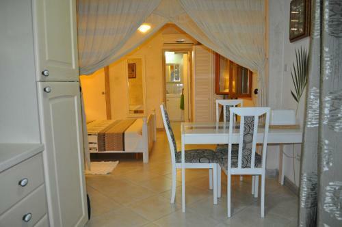 Apartamentos White Coconut Studio