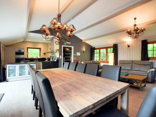 Chalet Le Tom