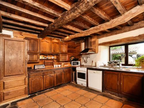 Holiday Home Gite A L Abri