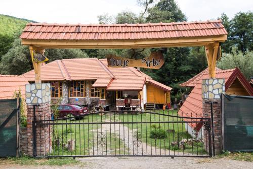 Kamp Dvije Vrbe