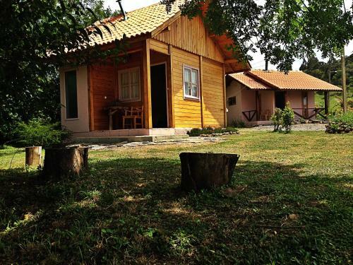 Hostal Caf� E Cabanas Lenha No Fogo